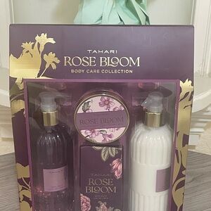 Tahari Rose Bloom Body Wash Set - Purple and Gold